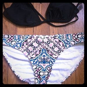 Two Piece Bikini, scrunch butt